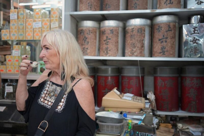 Hong Kong Street Food Tour with Locals - Dim Sum, Wonton - Who Will Love This Tour?