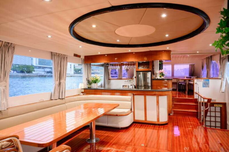 Hong Kong: Victoria Harbour Evening Cruise with Drinks - Final Thoughts