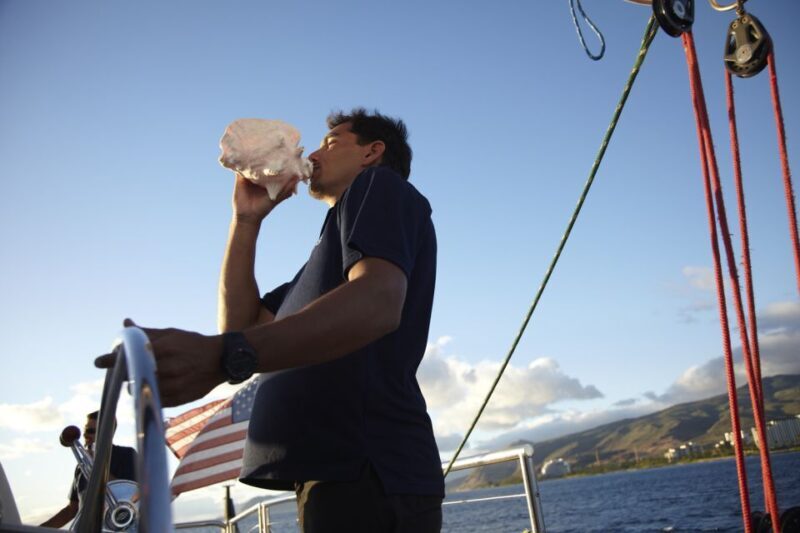 Honokohau: Kona Snorkel and Sail with Drinks and Snacks - The Value of This Tour