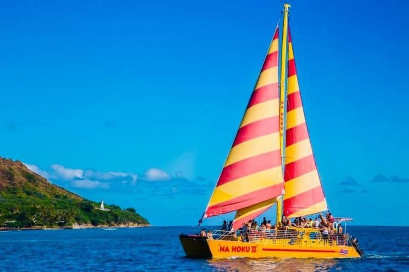 Honolulu: 1-Hour Friday Night Fireworks Cruise with Drinks - Who Is This Tour Best For?