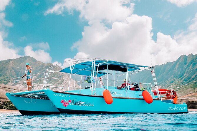 Honolulu BYOB Fireworks Boat Cruise - Who Will Love This?