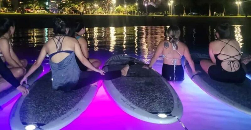 Honolulu: Fireworks Glow and Flow Yoga Class - Key Points