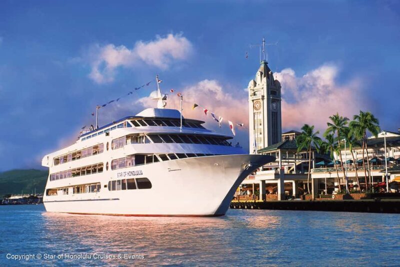 Honolulu: Pacific Star Sunset Buffet and Show - An Overview of the Experience