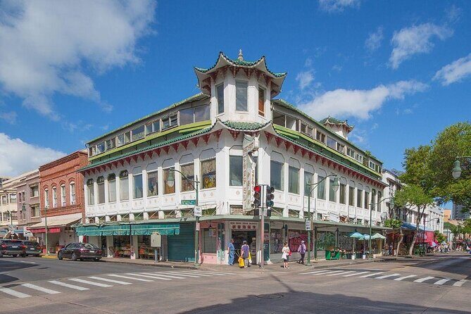 Honolulu Rainforest Self-Guided Audio Tour - Key Points