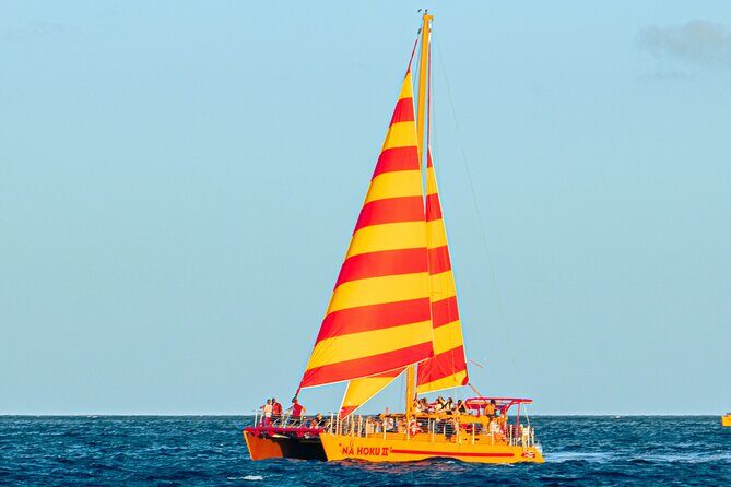 Honolulu Sunset Sail from Kewalo Harbor Including Drinks - Key Points