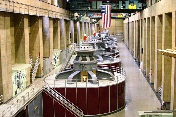 Hoover Dam Comedy Tour with Lunch and Comedy Club Tickets - Inside the Hoover Dam: A Close-Up Look