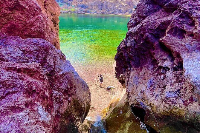 Hoover Dam Kayaking Trip, 6 Hot Springs, 6 Caves, 4 Waterfalls - An In-Depth Look at the Tour Experience
