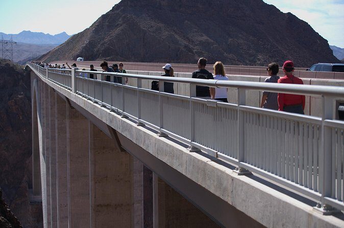 Hoover Dam Walk & Emerald Cave Kayak Combo with Lunch - Who Will Love This Tour?