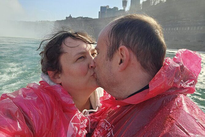 Hornblower Boat and Walking Tour of Niagara Falls - Frequently Asked Questions