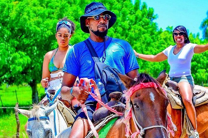 HorseBack Rinding to Macao Beach - The Sum Up