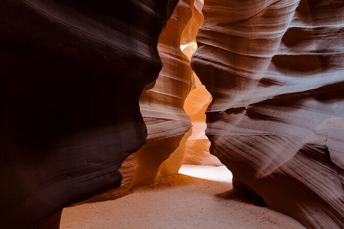 Horseshoe Bend and Antelope Canyon Day Tour from Phoenix - Key Points