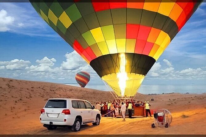 Hot Air Balloon Flight in Dubai with Breakfast, Falconry and Camel Ride - Who Should Consider This Tour?
