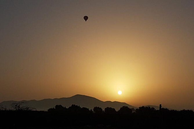 Hot Air Balloon Flight over Marrakech with Traditional Breakfast - Who Should Consider This Tour?