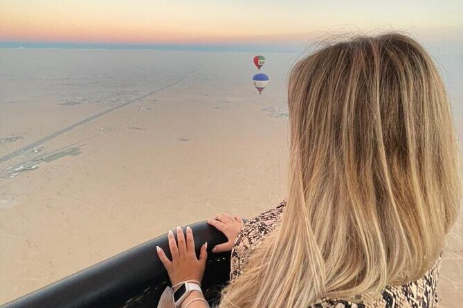 Hot Air Balloon Flight over the Dubai Desert - An Overview of the Experience