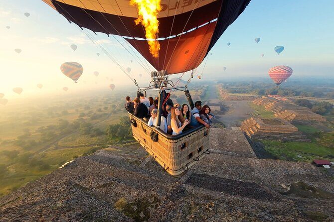 Hot Air Balloon Flight Teotihuacan With Pickup and Breakfast - FAQs