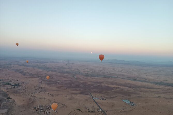 Hot air balloon flight to Marrakech in a small group. Breakfast - An Overview of the Hot Air Balloon Experience