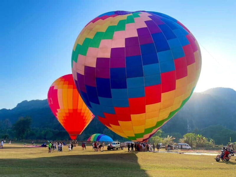 Hot Air Balloon in VangVieng pick up-drop off - An Overview of the Vang Vieng Hot Air Balloon Experience
