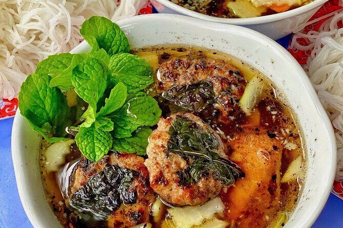 (HOT) Hanoi Guided Street Food and Train Street Tour with Local - Practical Details That Matter