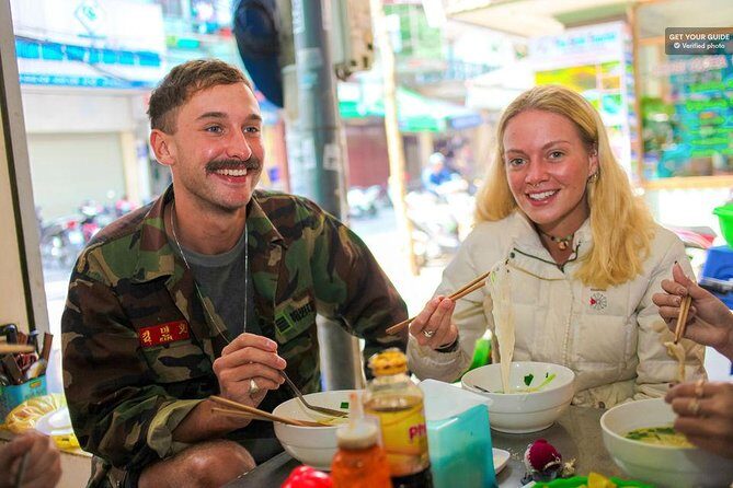 [HOT] Hanoi Old Quarter Walking Street Food - Small Group Tour - The Guides and Group Size