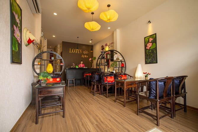 Hot Stone Massage For Full Body Blood Circulation At Da Nang - The Booking and Cancellation Policy