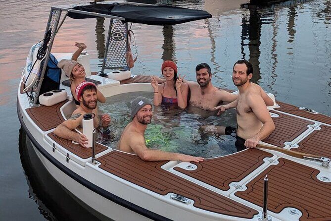 Hot Tub Boat Rentals in the San Francisco Bay - Introducing the Hot Tub Boat Experience in Oakland