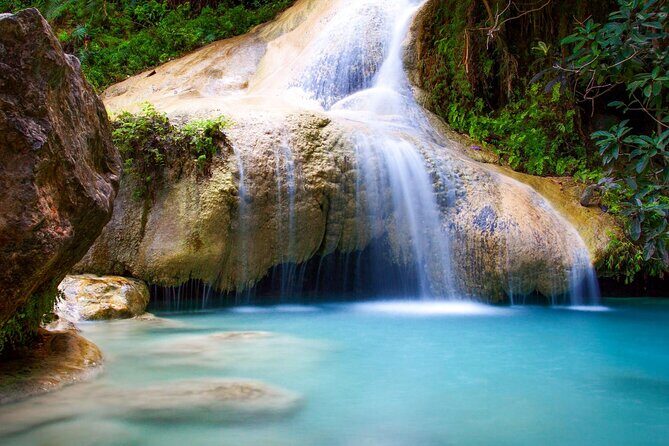 Hotels - Airbnb & villas pick up - WATERFALLS OF DAMAJAGUA - Authenticity and Practical Tips
