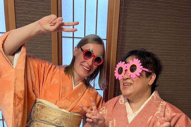 How to wear a Kimono Lesson at West side of Tokyo - Exploring the Kimono Lesson: What’s Included and What to Expect