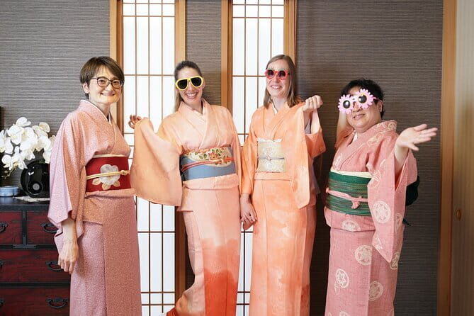 How to wear a Kimono Lesson at West side of Tokyo - Analyzing the Value: Is It Worth the Price?