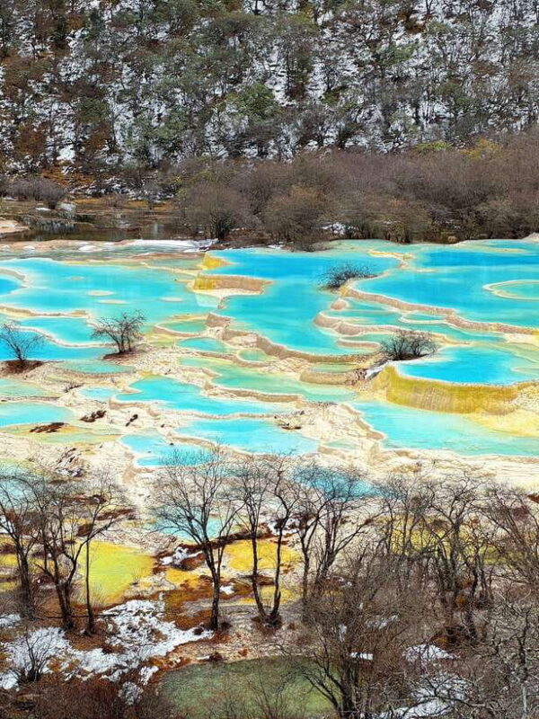 Huanglong Scenic Area: Explore Stunning Five-Colored Ponds - Key Points