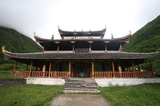 Huanglong Scenic Spot Ticket Booking - Transportation and Accessibility