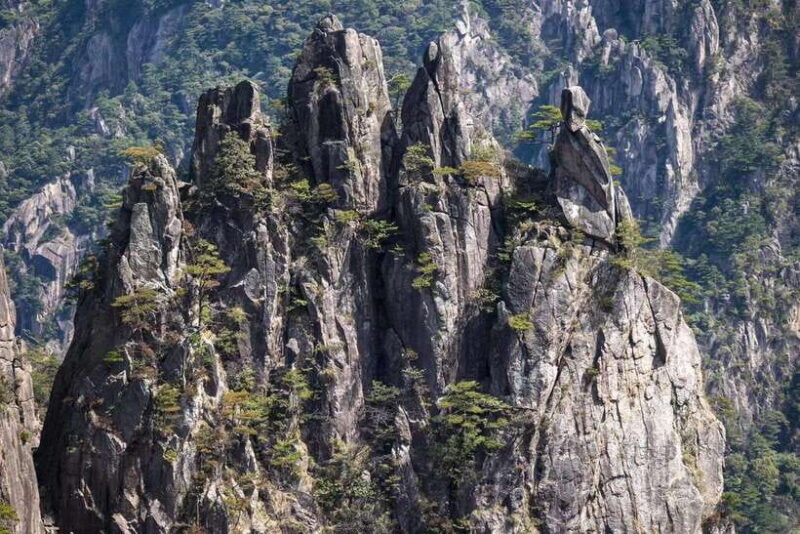 Huangshan: Mountain Top Day Trip with Cable Car and Pickup - Final Verdict