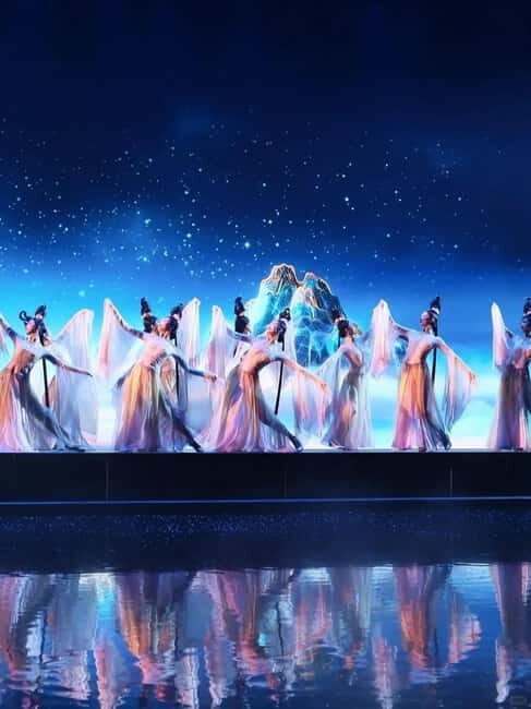 Huangshan: Performance Tickets for "Huixiu" Show - Who Would Enjoy This Tour?