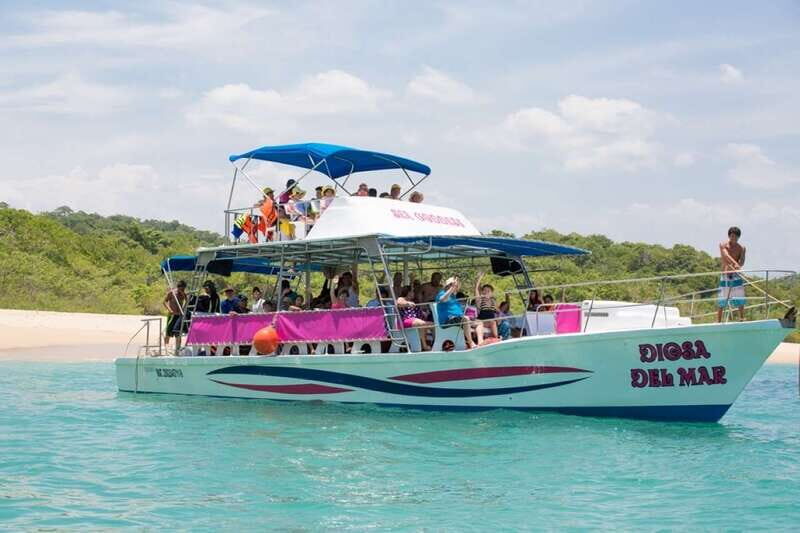 Huatulco: Bays Boat Tour with Snorkeling and Hotel Pickup - An Introduction to the Huatulco Bays Boat Tour