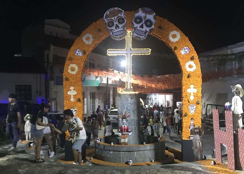 Huatulco: Day of the Dead Experience and Tour - Authentic Experiences and Cultural Significance