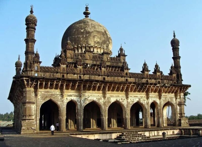 Hubli: 2-Day Bijapur Private Tour with Hotel Pickup - The Journey Begins: From Hubli to Bijapur