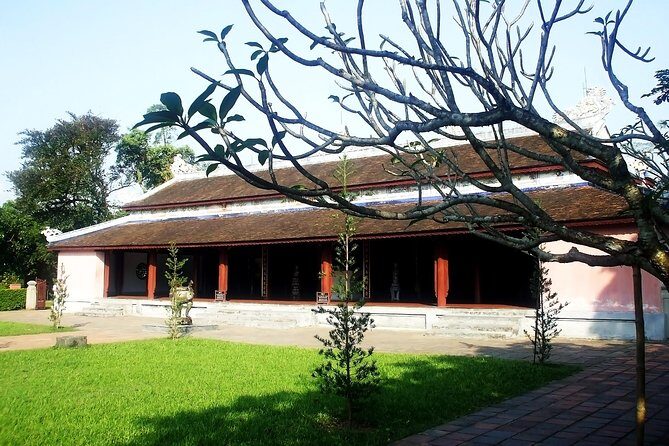 Hue City and The Citadel via Hai Van Pass Daily Small Group Tour - The Sum Up