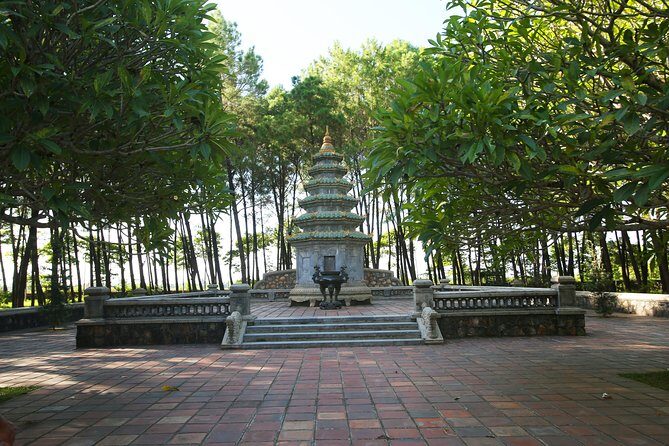 Hue City Tour 3 Tomb & Citadel Sightseeing Perfume River By Dragon Boat - The Practical Side: What Travelers Need to Know