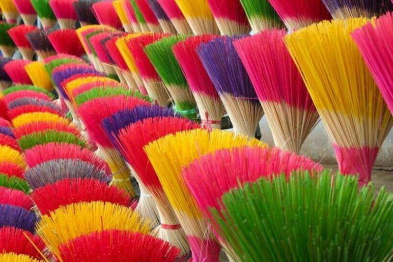 Hue: Half-day Exploring Hue's Art And Tradition - Sources