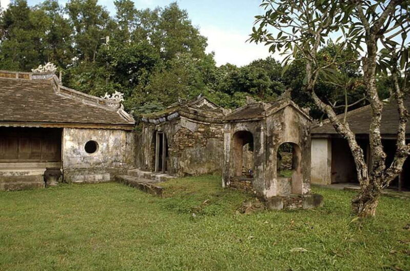 Hue: Half-day Thuy Bieu Village Cycling Adventure - Exploring Hue’s Countryside by Bike