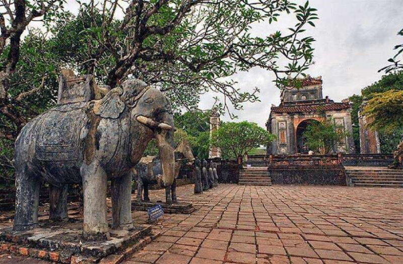Hue Half Day Tour by Private Car with Dragon Boat Option - FAQs