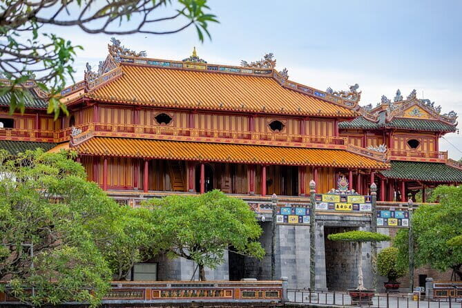 Hue Imperial and Forbidden City Guided Tour in 2,5 hours - Exploring Hue’s Imperial City: A Guided Tour Worth Booking