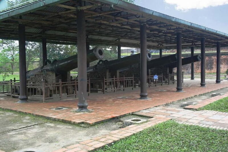 Hue: Imperial City, Royal Tombs, Pagoda & Dragon Boat Tour - The Overview: What This Tour Offers