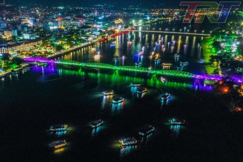 Hue: Perfume River Dinner Cruise with Traditional Show - Key Points