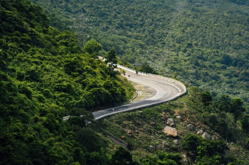 Hue to Hoi An by bus: Hai Van Pass, Lang Co, Marble mountain - Key Points