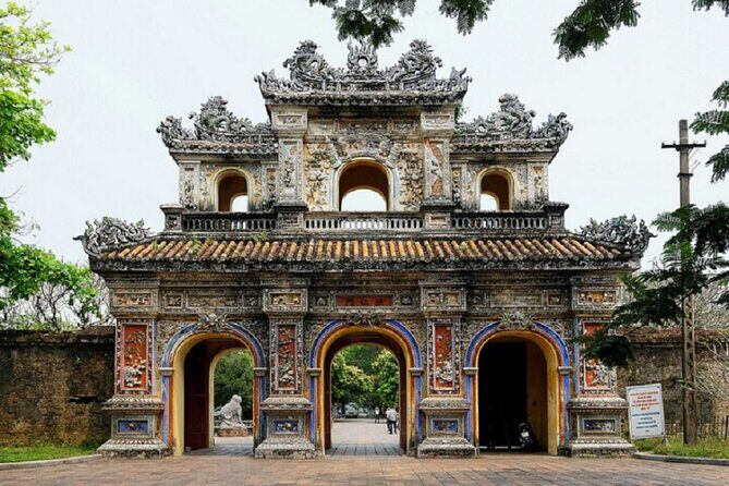 Hue Tour: Walking in Imperial City with Optional Dragon Boat - FAQs
