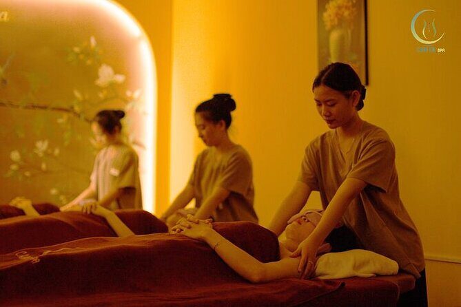 Hue Traditional Massage For Healing, 45 mins - Key Points