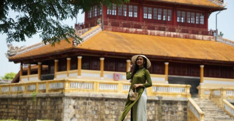 Hue:Deluxe Walking tour to Imperial City and Dong Ba Market - The Experience in Detail: What to Expect
