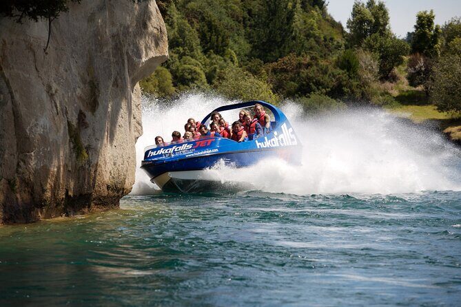 Hukafalls Jet Boat Ride in Taupo - An Authentic Look at the Taupo Jet Boat Experience