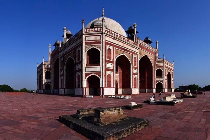 Humayun's Tomb Skip-the-Line E-tickets & guide Delhi transfers - The Experience: What You Get with This Tour