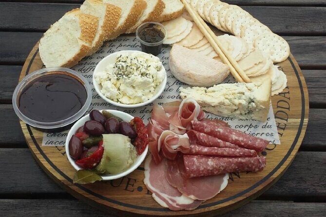 HUNTER VALLEY CHEESEBOARD TASTING - select your favourite cheeses - Key Points